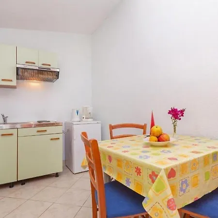 Apartmán With A Parking Space Trsteno, Dubrovnik - 9107 Zaton (Dubrovnik-Neretva)